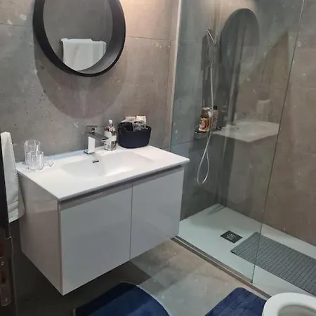 Luxury Brand New 2 Bd Mezonete Semesterbostad Limassol